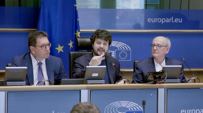 Panel with Benifei and Russell at PauseCon Brussels